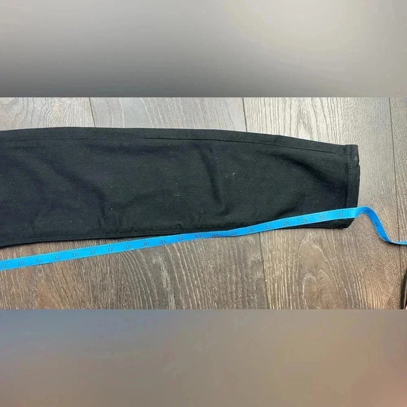 Express Mid Rise Black Supersoft Skinny Jeans - Picture 5 of 7